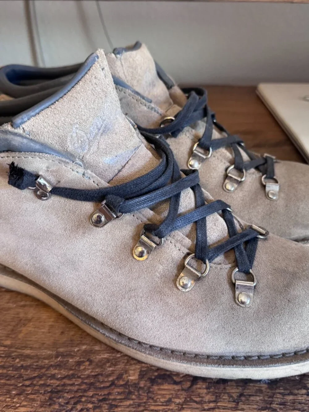Danner Tramline Gray Suede Boots Men's 12 EE Wide
